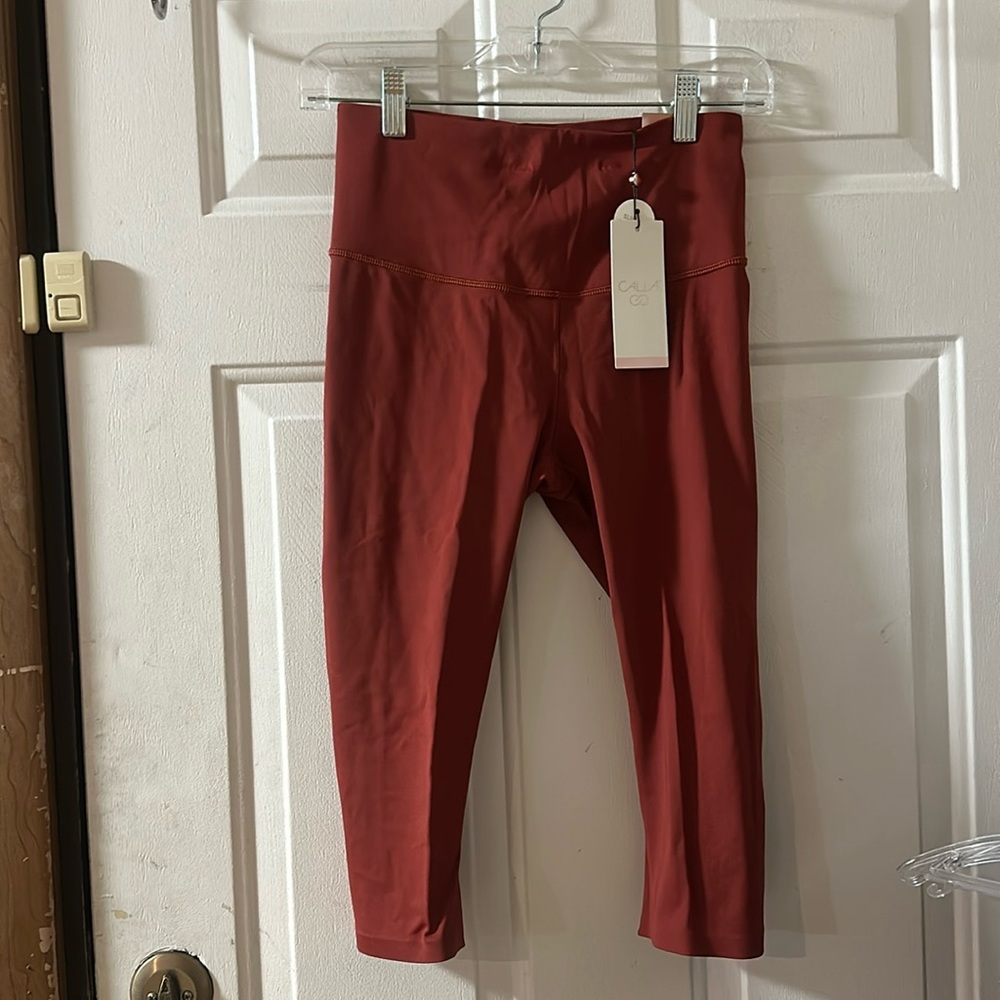 CALIA Sculpt Knee Length Bike Short: DARK CLAY: NEW WITH TAGS: SIZE SMALL